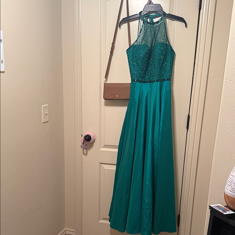 Elegant Green Halter Dress size 4